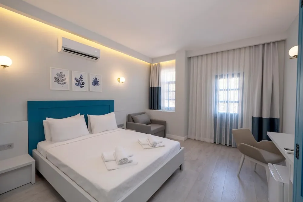 Standard Üç Kişilik Oda