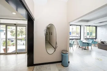 Tugra Hotel
