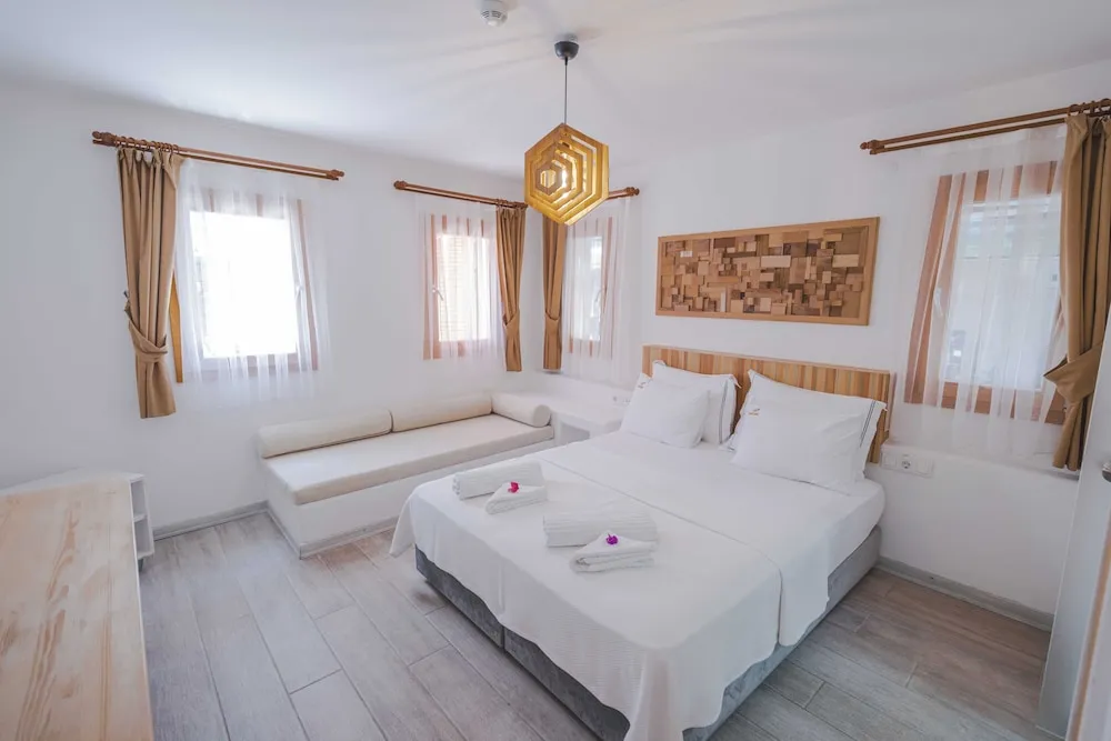 Deluxe Tek Büyük Yataklı Oda
