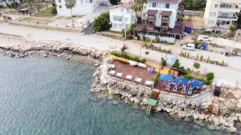 Mose Restoran Motel Beach