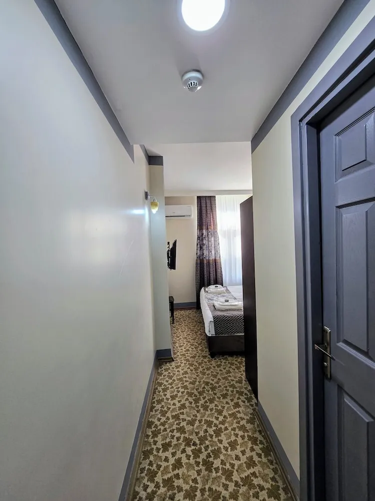 Classic Tek Büyük Yataklı Oda, Şehir Manzaralı