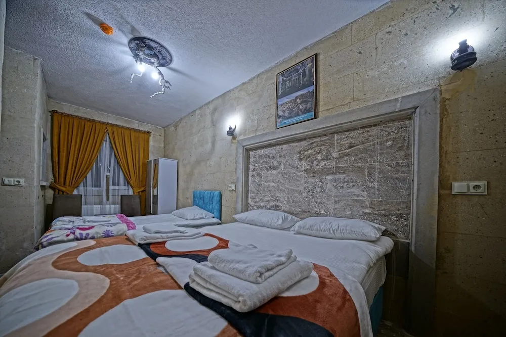 Standard Üç Kişilik Oda