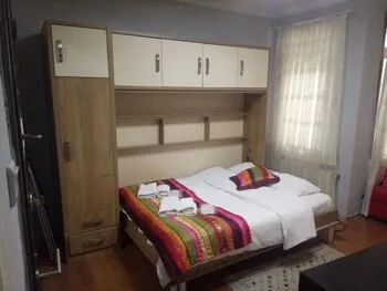 Ezra Suites