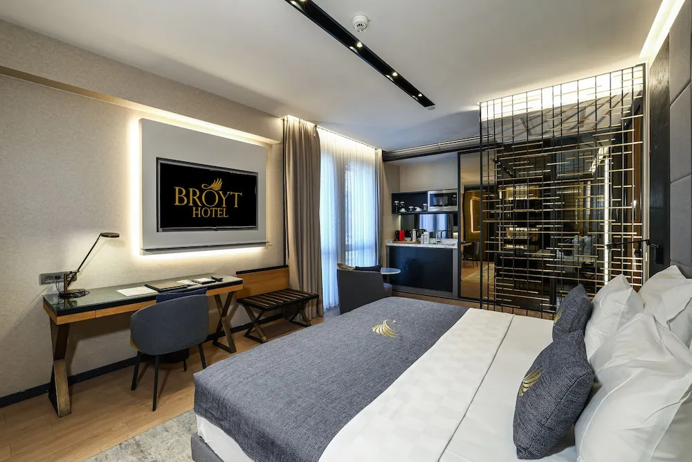 Suite Room