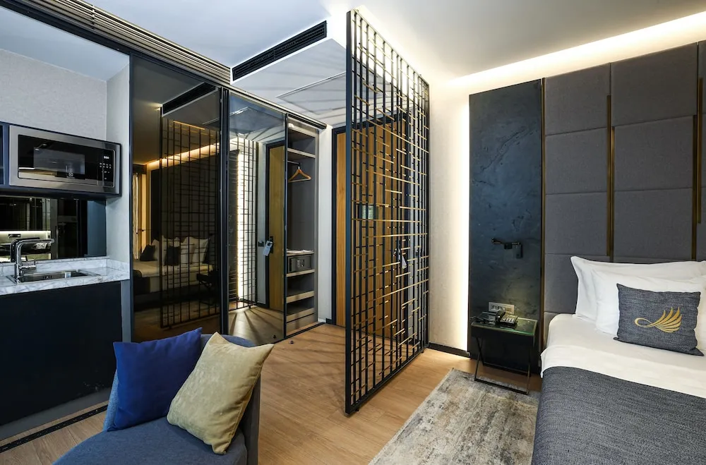 Suite Room