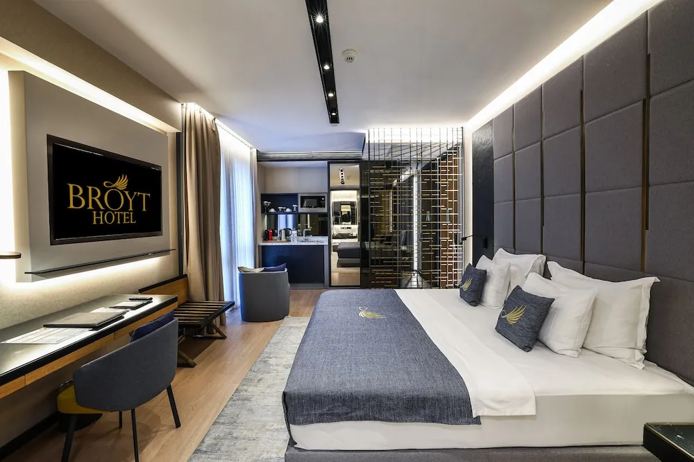 Suite Room