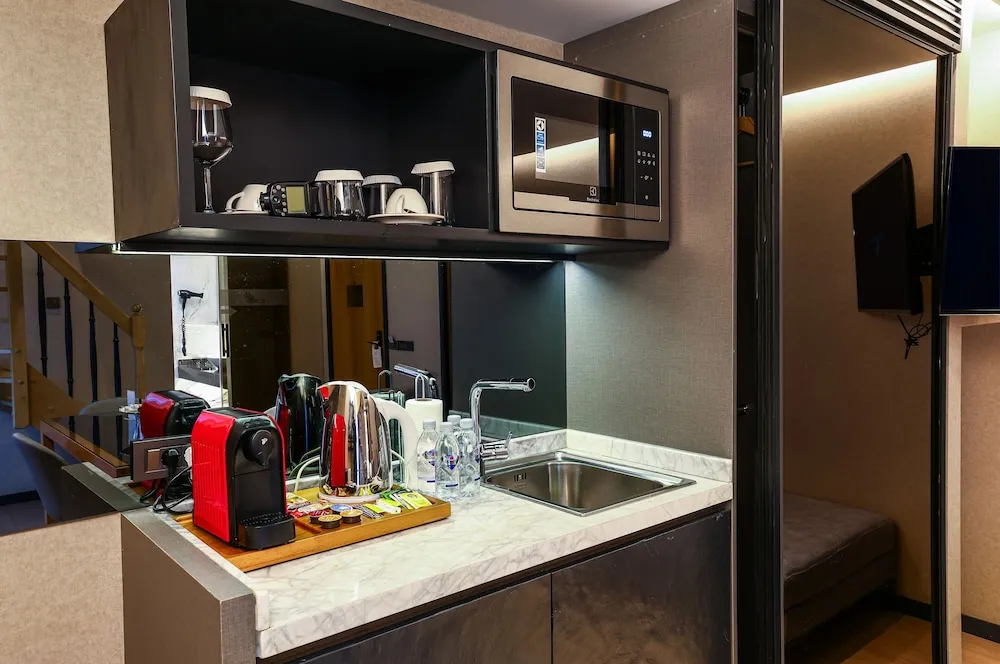 Penthouse Room