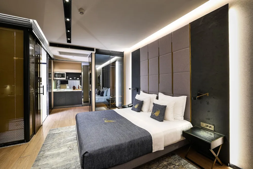 Superior Suite Room