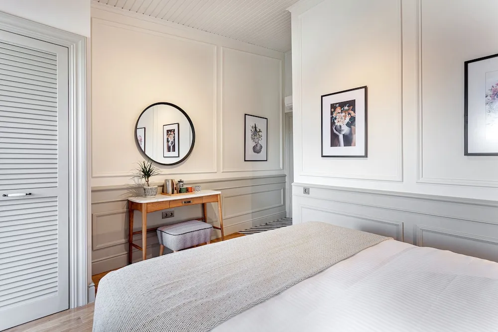 Deluxe Oda, Balkon, Kısmi Deniz Manzaralı