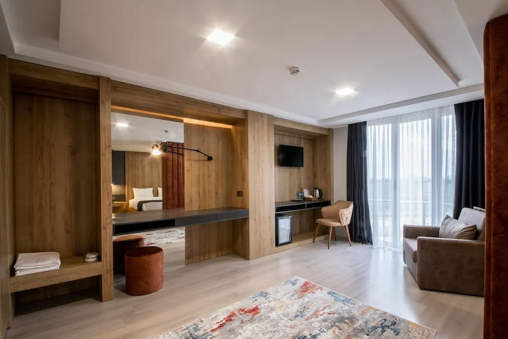 Executive Süit, Bahçe Manzaralı, Köşe