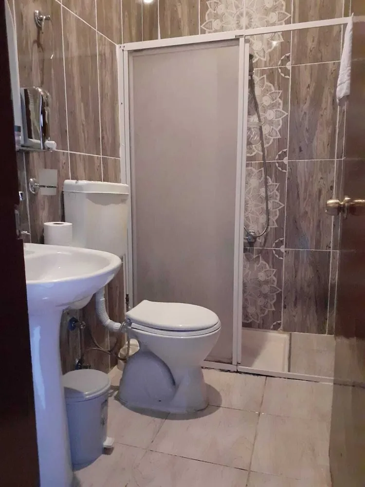 Standart Orman Manzarali Oda