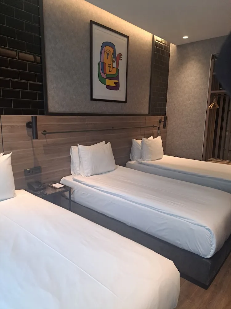 Deluxe Üç Kişilik Oda