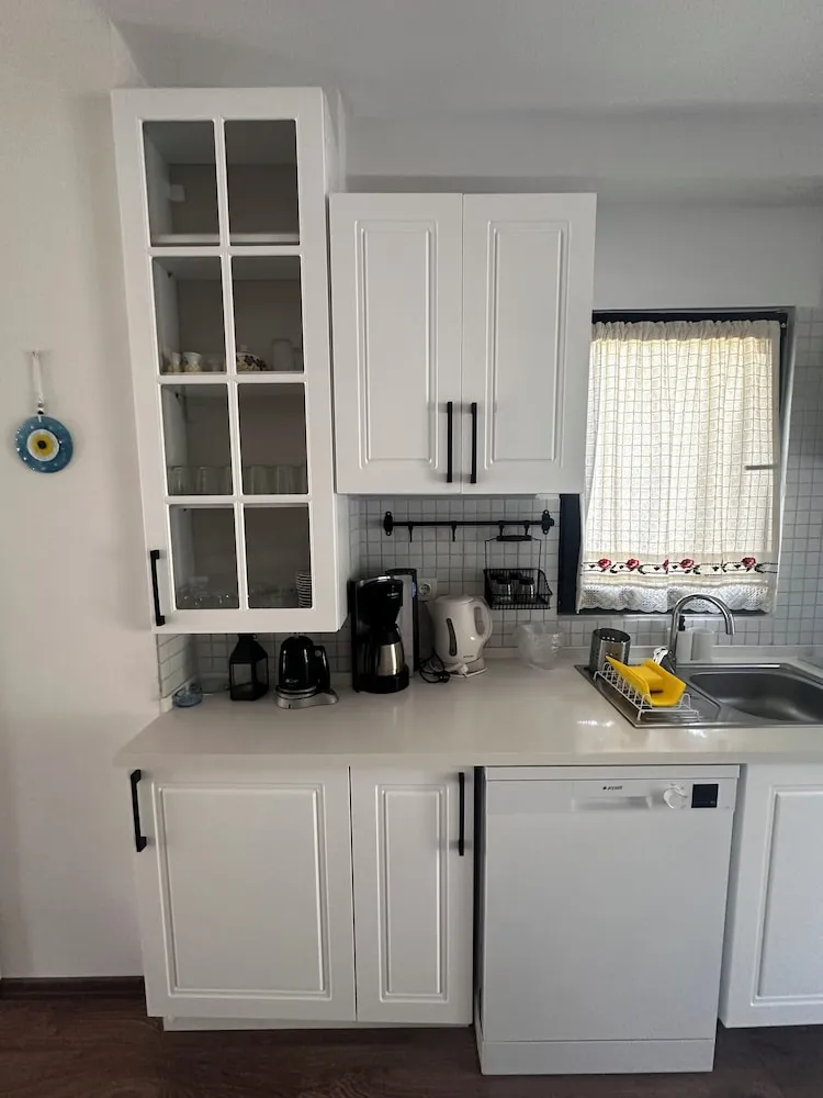 Family Villa, 2 Yatak Odası, Mutfak, Bahçeli