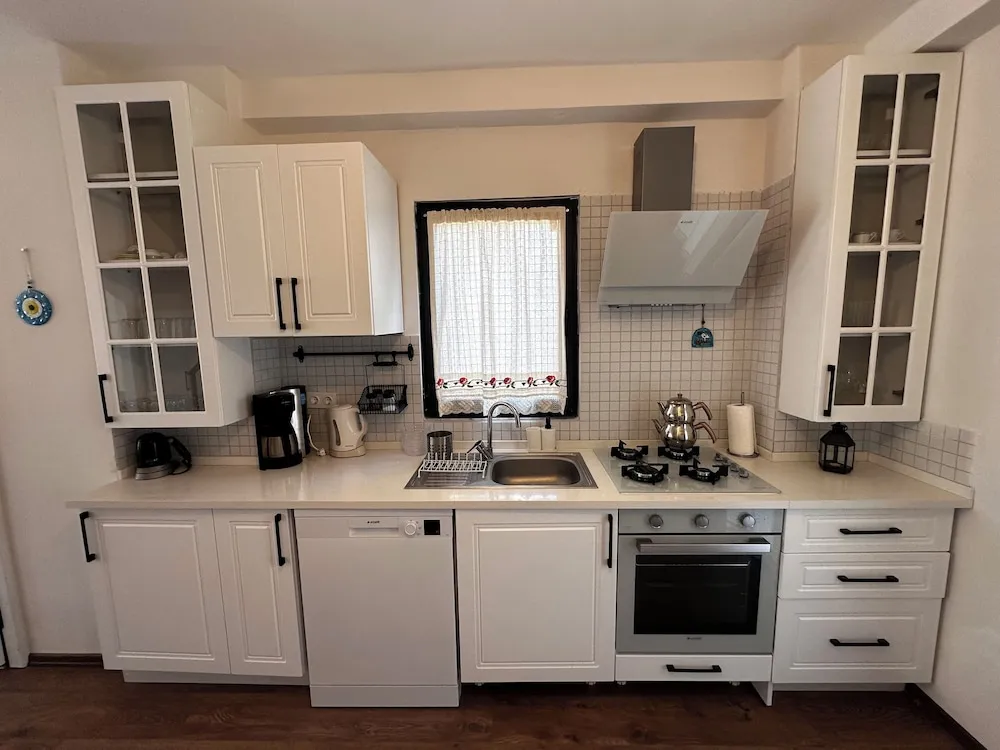 Family Villa, 2 Yatak Odası, Mutfak, Bahçeli