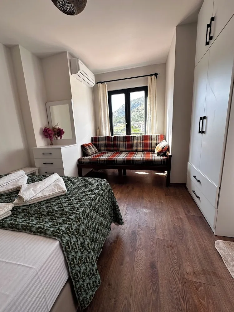 Family Villa, 2 Yatak Odası, Mutfak, Bahçeli