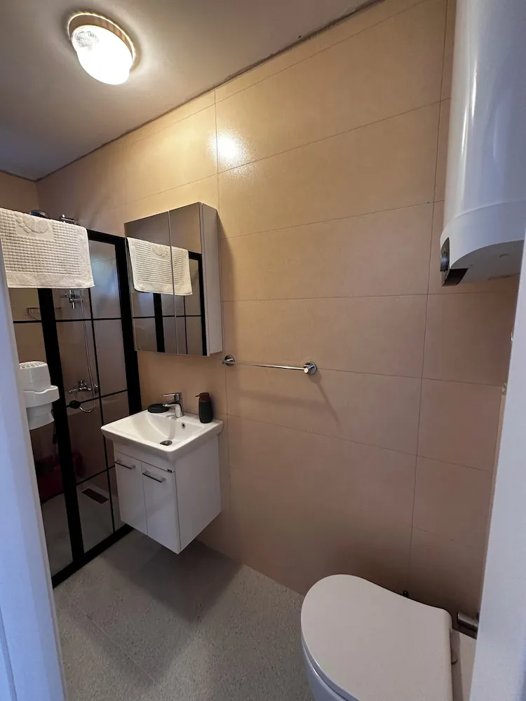 Family Villa, 2 Yatak Odası, Mutfak, Bahçeli