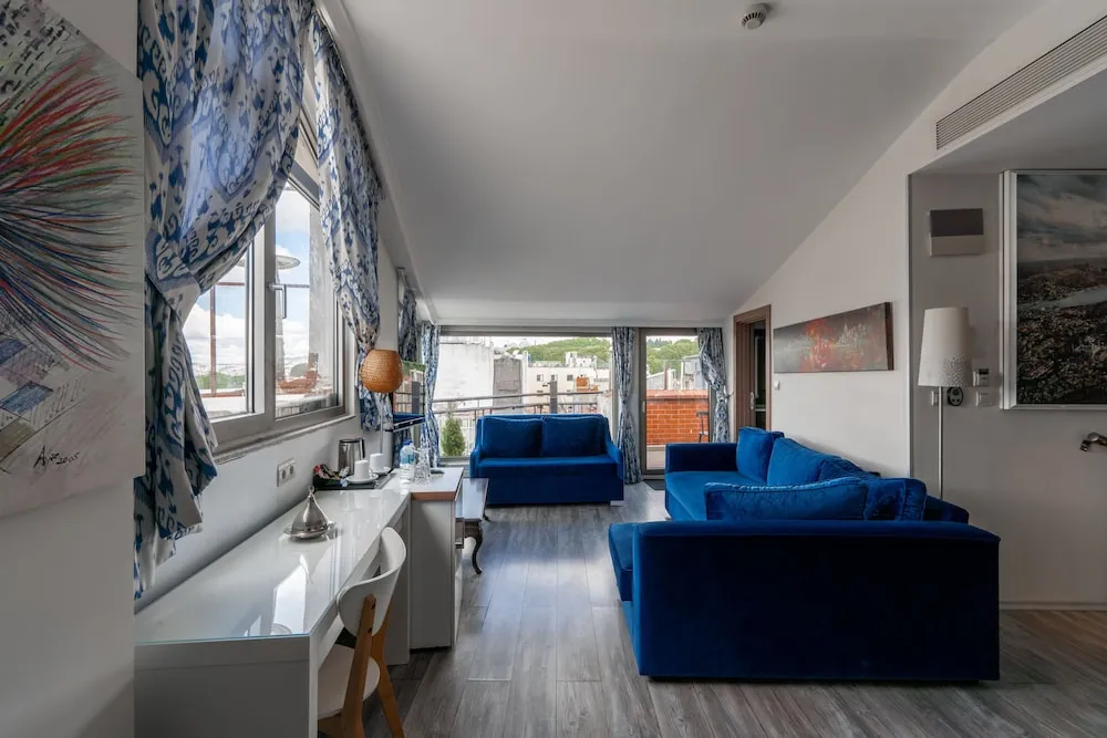 Bosphorus View Junior Suite