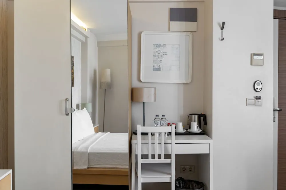Bosphorus View Room