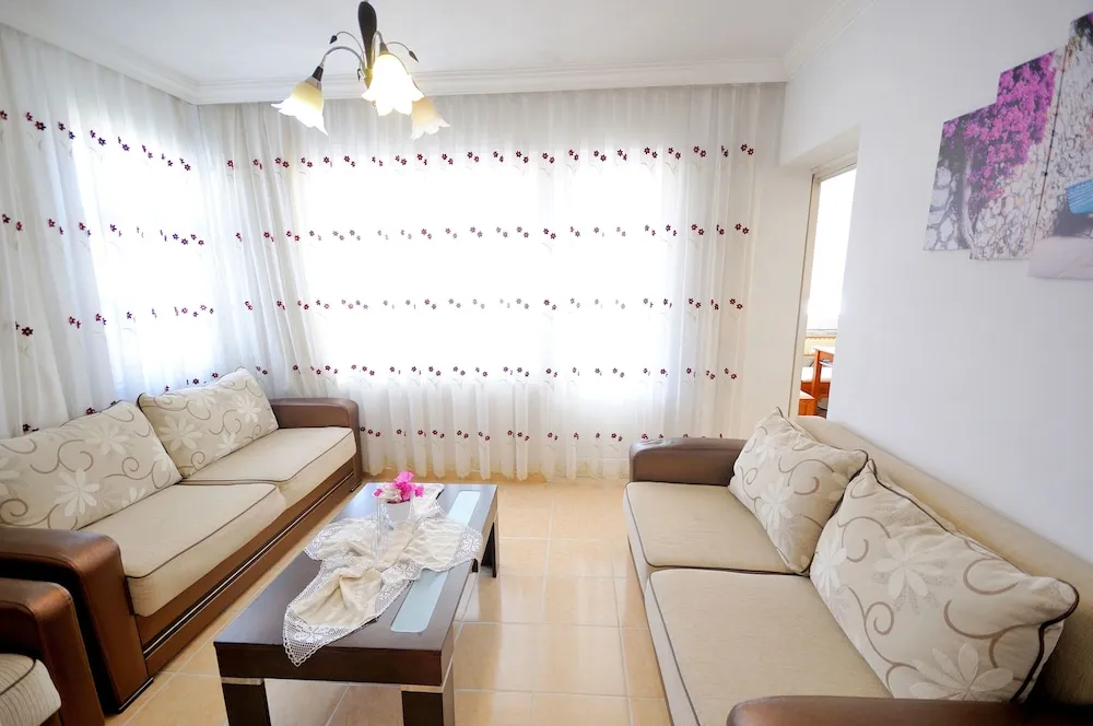Grand Apartment, 2 Bedrooms, Sea View