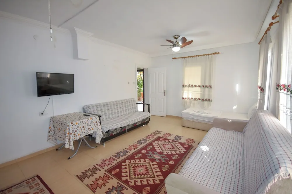 Classic Apartment, 1 Bedroom, Garden Area