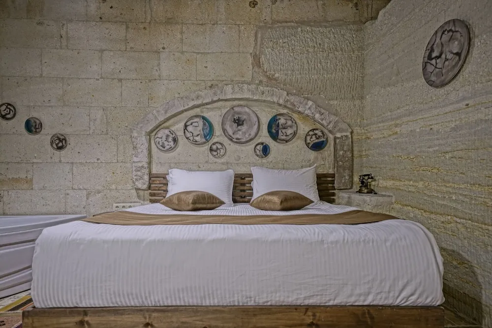 Deluxe Dört Kişilik Oda, Küvet (Cave)