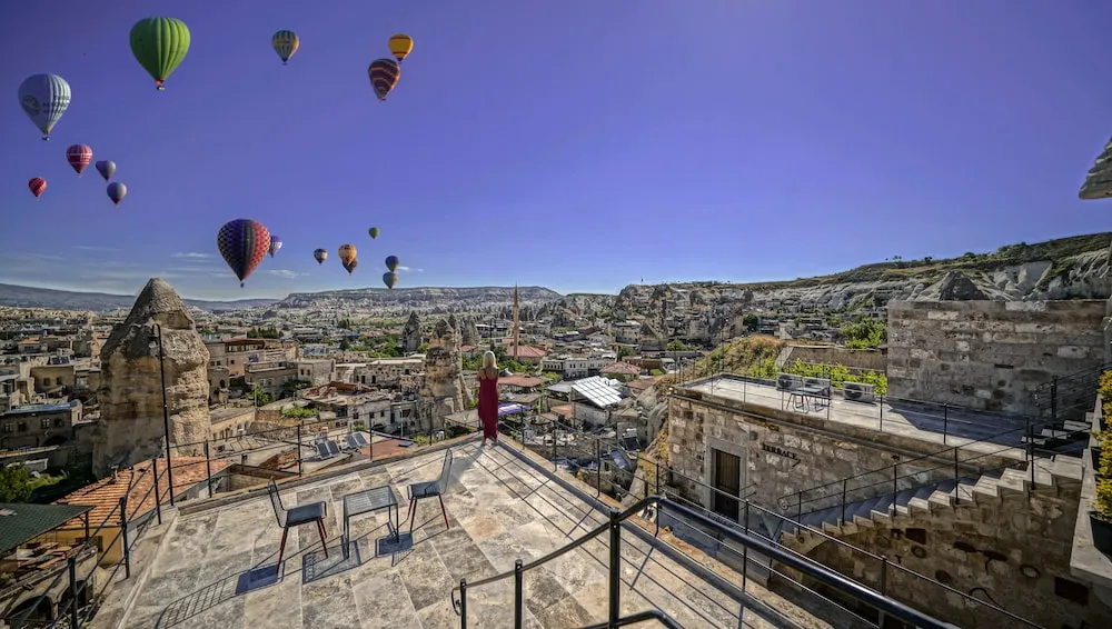 Deluxe Tek Büyük Yataklı Oda, Küvet (Balcony)