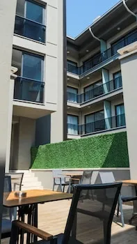 MyWay Deluxe Residence