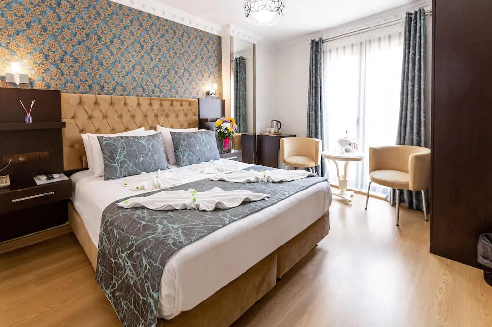 Standard Tek Büyük veya İki Ayrı Yataklı Oda, 1 Çift Kişilik Yatak