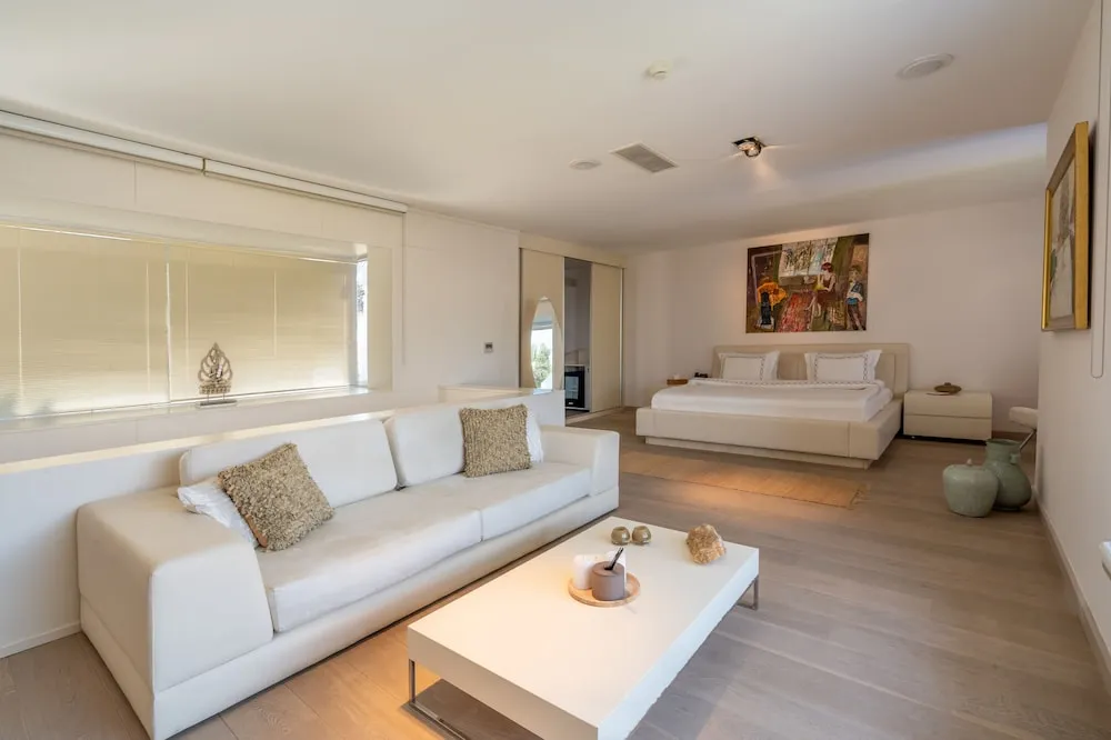 Tek Büyük Yataklı Oda