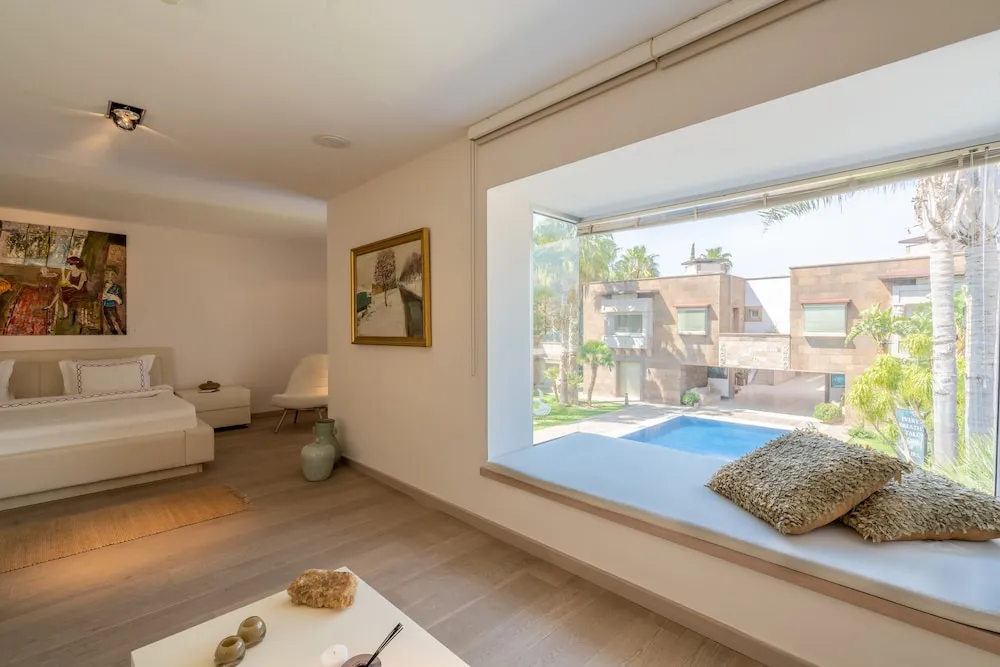 Tek Büyük Yataklı Oda