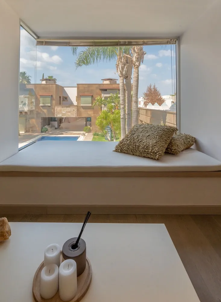 Tek Büyük Yataklı Oda