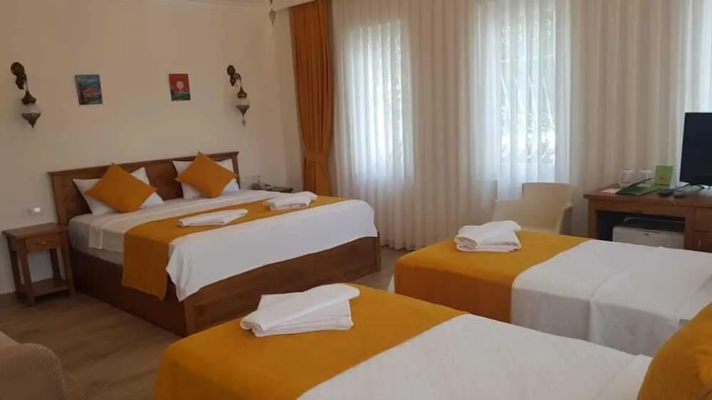 Deluxe Dört Kişilik Oda