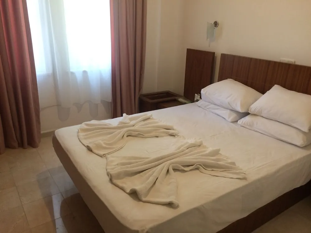Standard İki Ayrı Yataklı Oda, 2 Tek Kişilik Yatak, Balkon, Ek Bina
