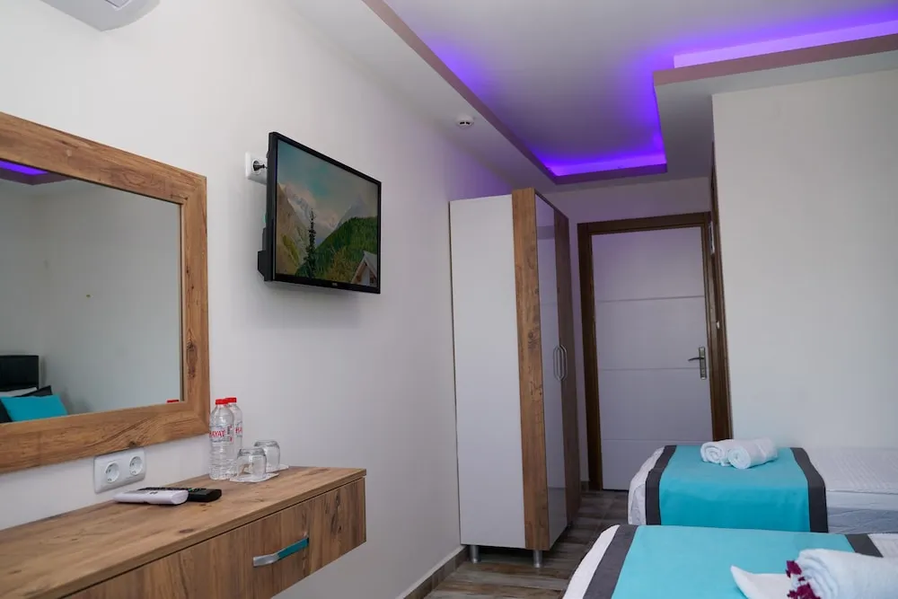 Standard Tek Büyük veya İki Ayrı Yataklı Oda, Şehir Manzaralı