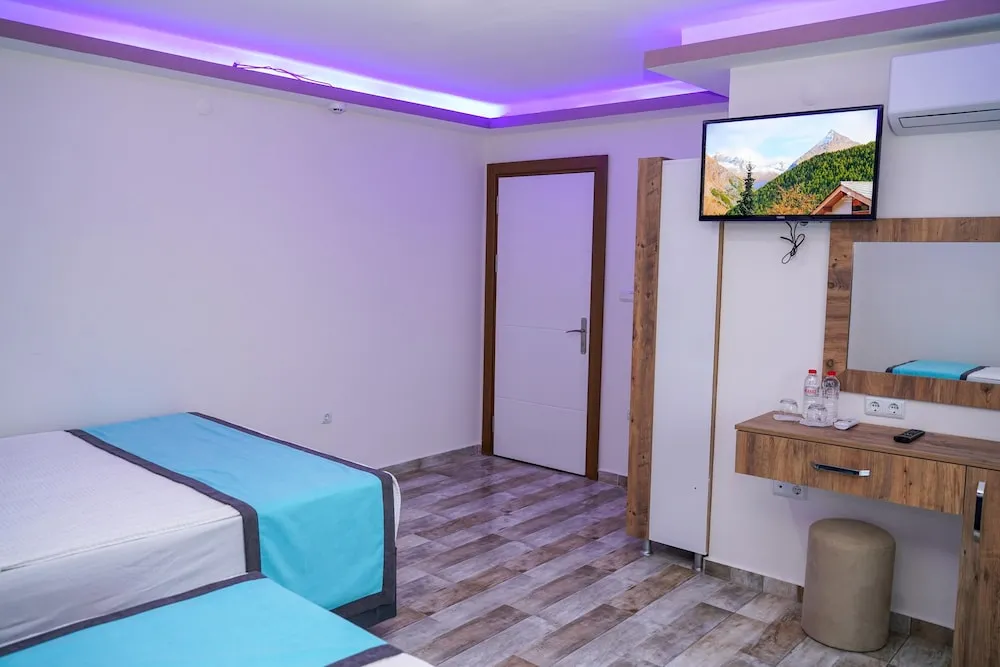 Standard Tek Büyük veya İki Ayrı Yataklı Oda, Deniz Manzaralı