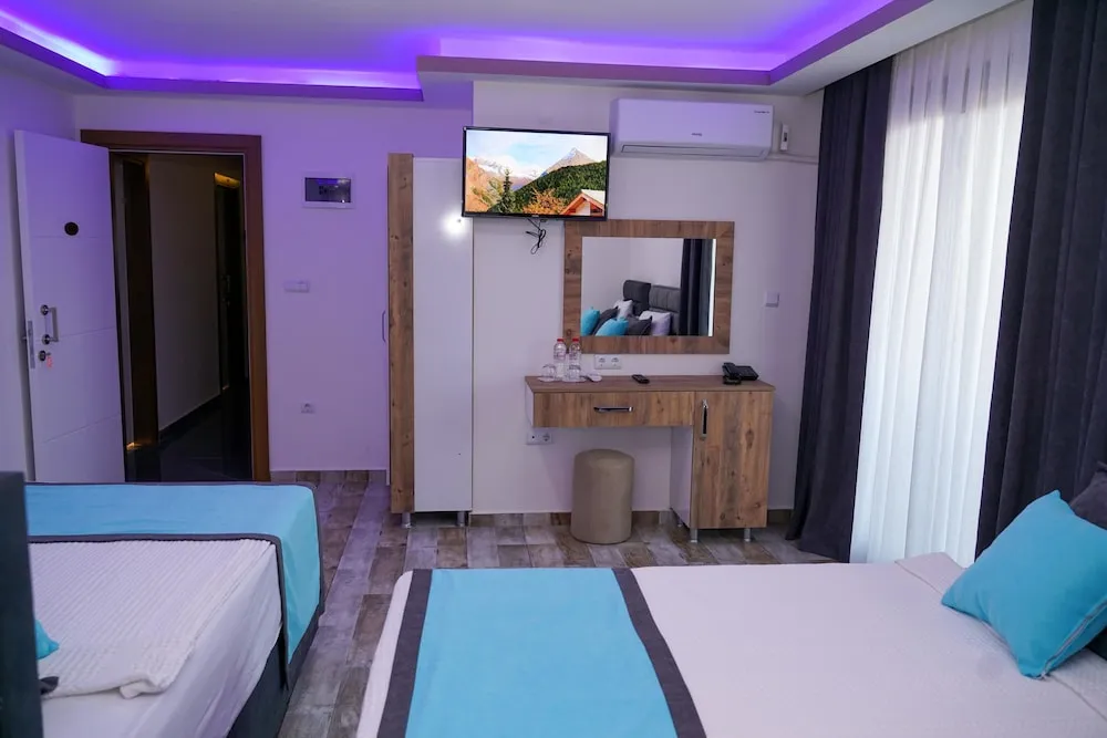 Standard Tek Büyük veya İki Ayrı Yataklı Oda, Deniz Manzaralı
