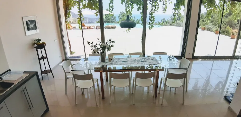 Panoramic Tek Büyük Yataklı Oda, Deniz Manzaralı (3)