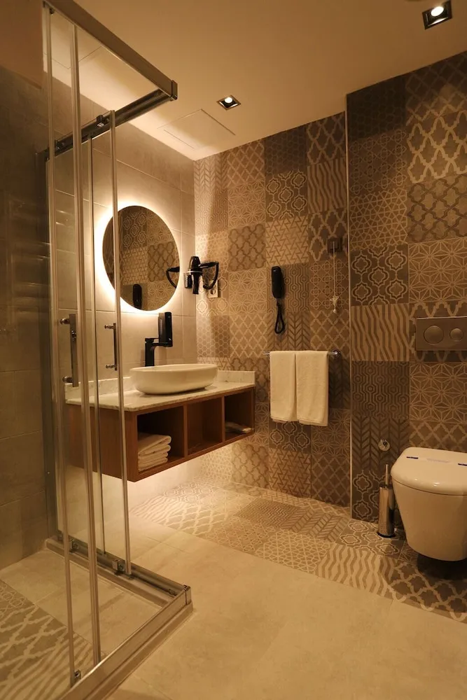 Comfort Tek Büyük Yataklı Oda