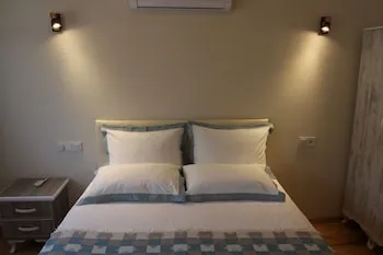 Gülsüm Hanım Evleri