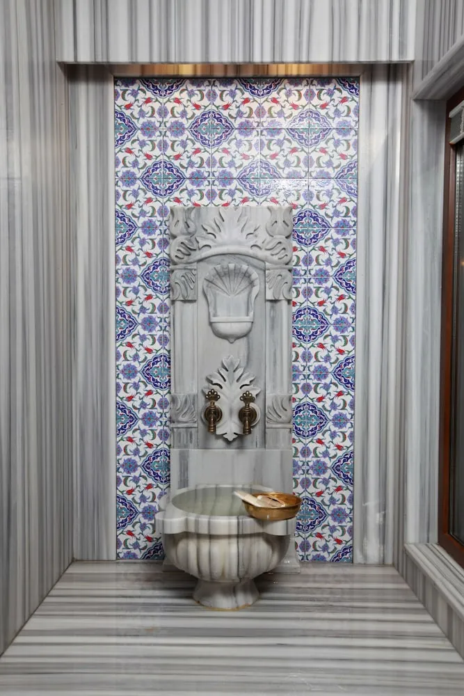 Room With Turkish Bath Ground Floor