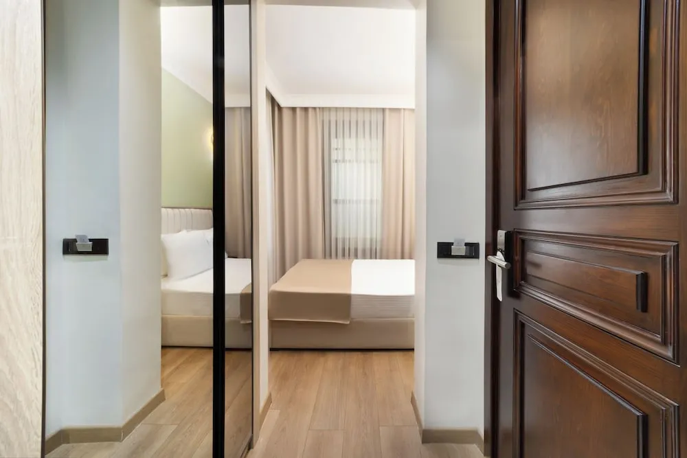 STANDART SINGLE ROOM