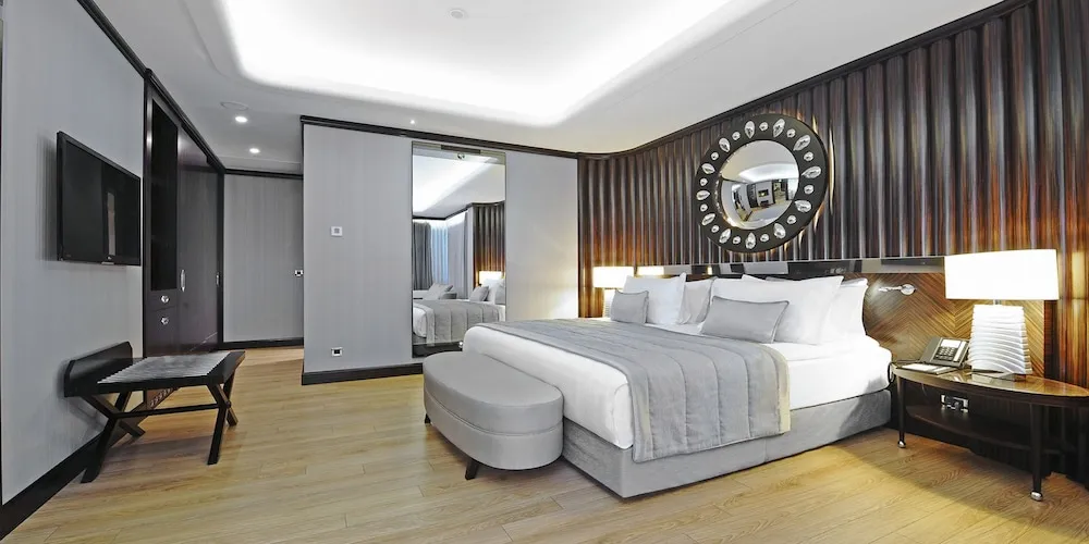 Standard Oda, 1 En Büyük (King) Boy Yatak, Şehir Manzaralı