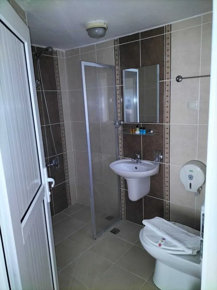 Standard Üç Kişilik Oda