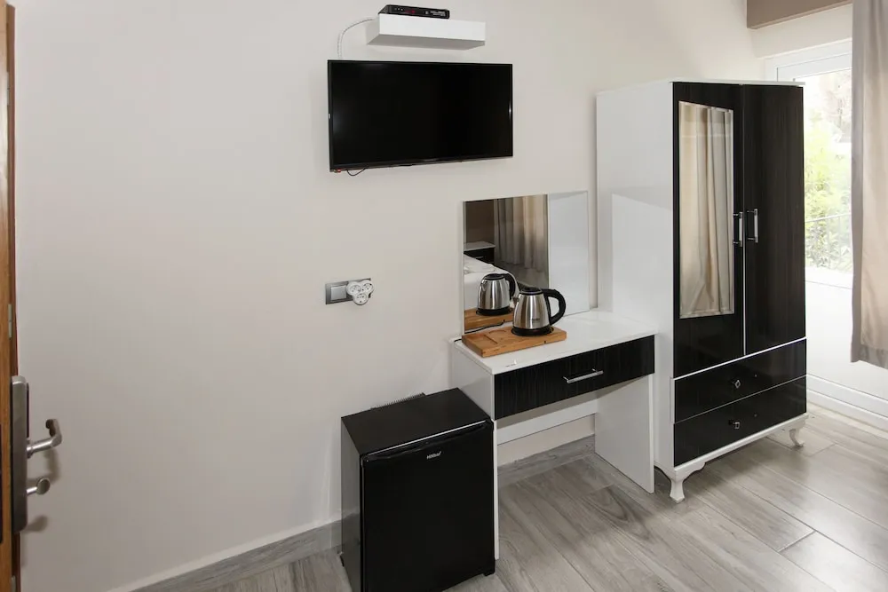 Standard Tek Büyük veya İki Ayrı Yataklı Oda