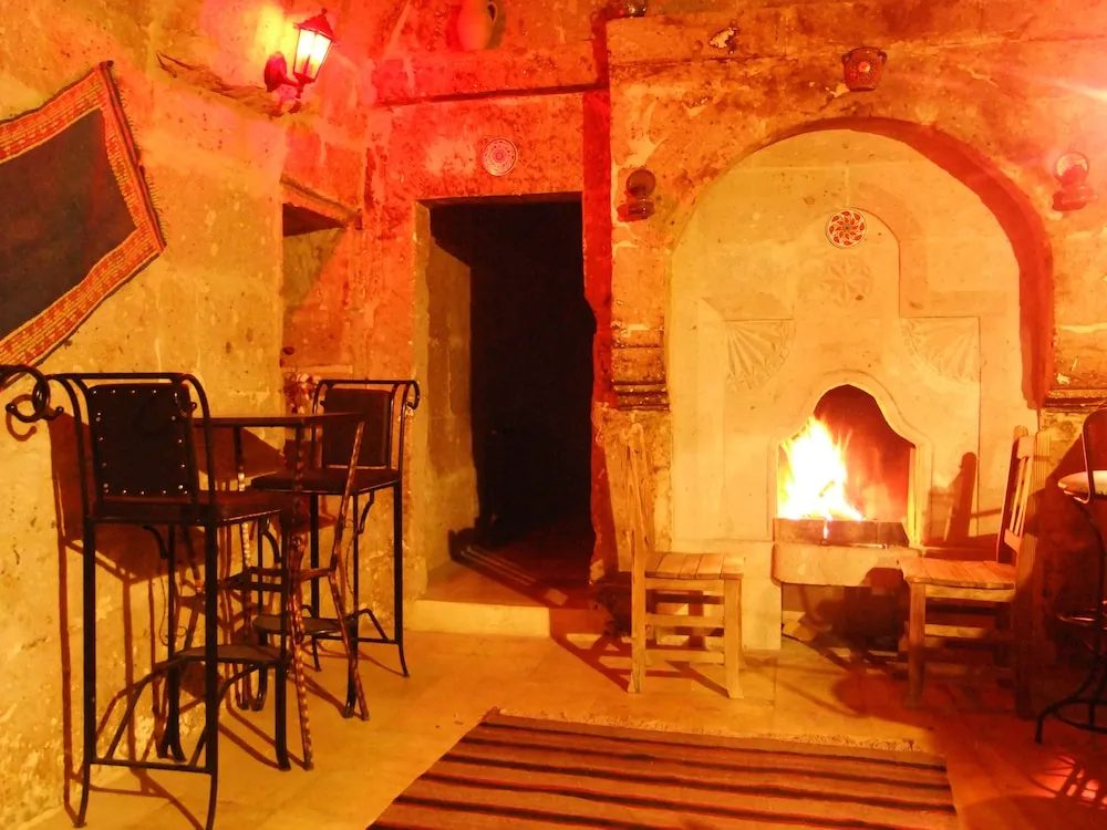 Double or Twin Cave Room