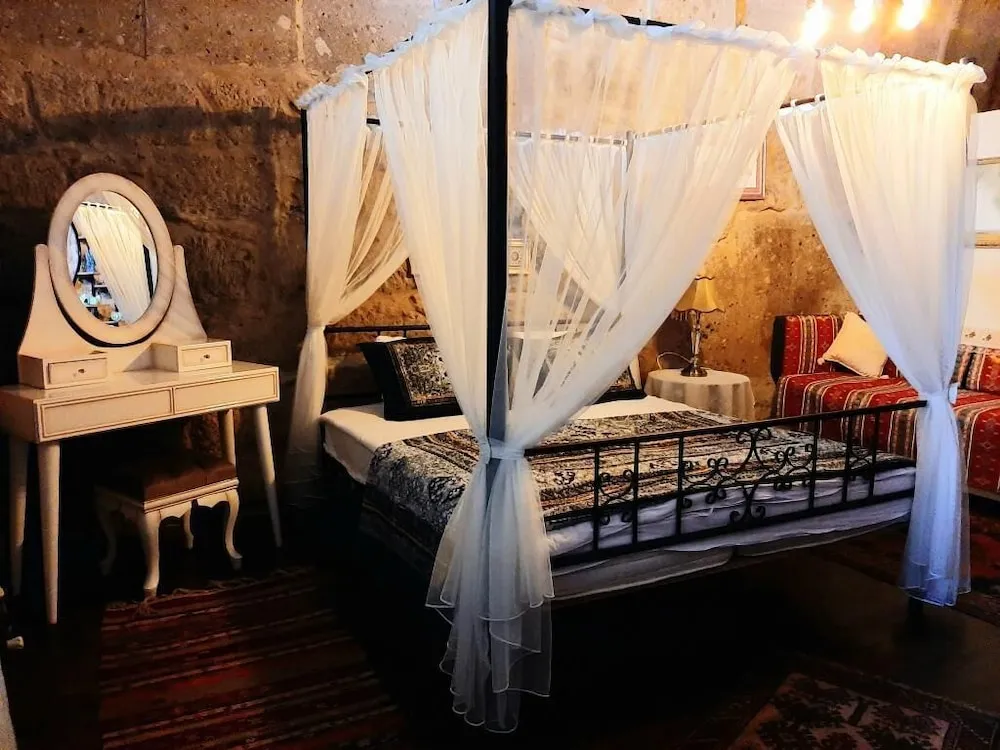 Double or Twin Cave Room