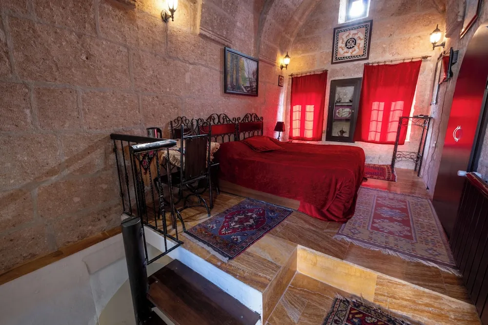 Double or Twin Cave Room