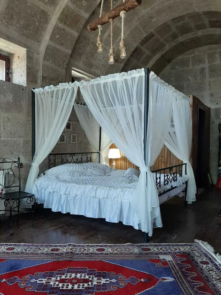 Double or Twin Cave Room