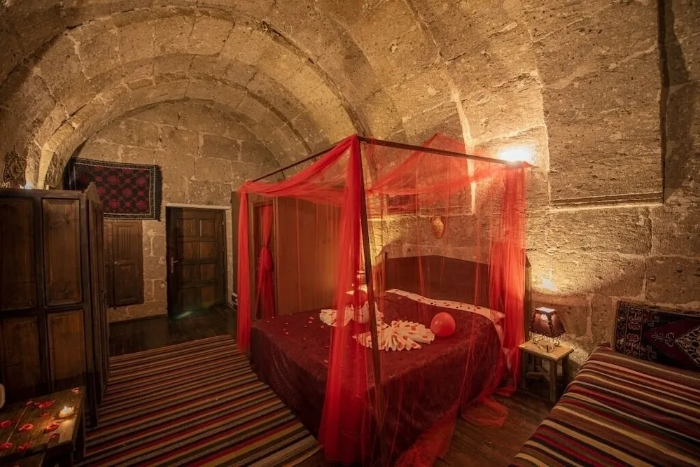 Double or Twin Cave Room