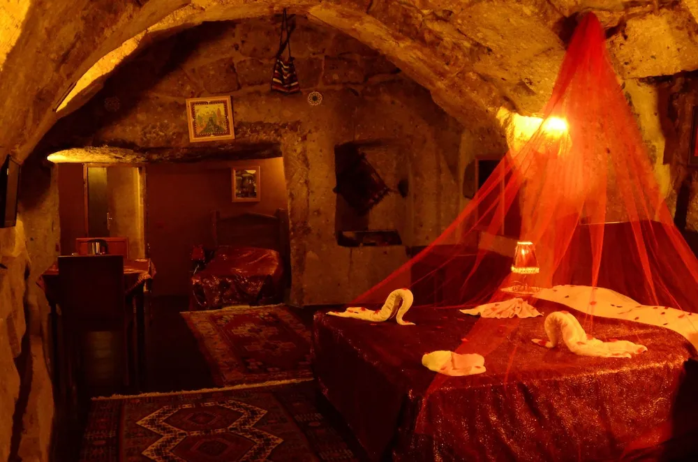 Double or Twin Cave Room